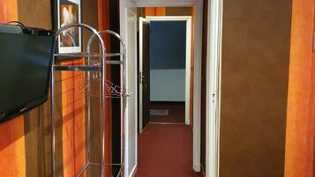 Superior Double Room | Individually decorated, individually furnished, blackout drapes