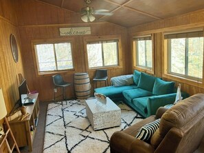 TV, video games, DVD player, table tennis - Steps away from the main beach/pool in the Hideout (Hamlin)