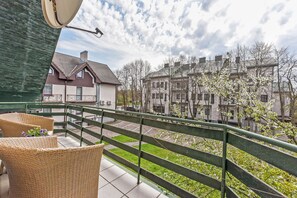 Romantic Apartment, 2 Bedrooms | 2 bedrooms, premium bedding, desk, iron/ironing board