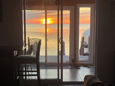 Hidden paradise!  Amazing Sunsets and spa! $200 and up.