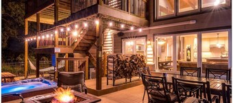 Panoramic views, Hot Tub, Sauna, Firepit, Sand Vball, Foosball, Dunes Nat`l Park