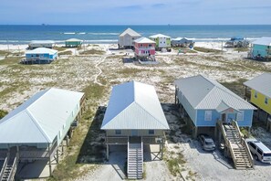 Exterior - Adorable & Affordable home with great Gulf & Bay Views, 4 Bdrm, 2 Ba (Gulf Shores)