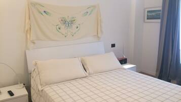 1 quarto, quartos à prova de som, ferros/tábuas de passar roupa