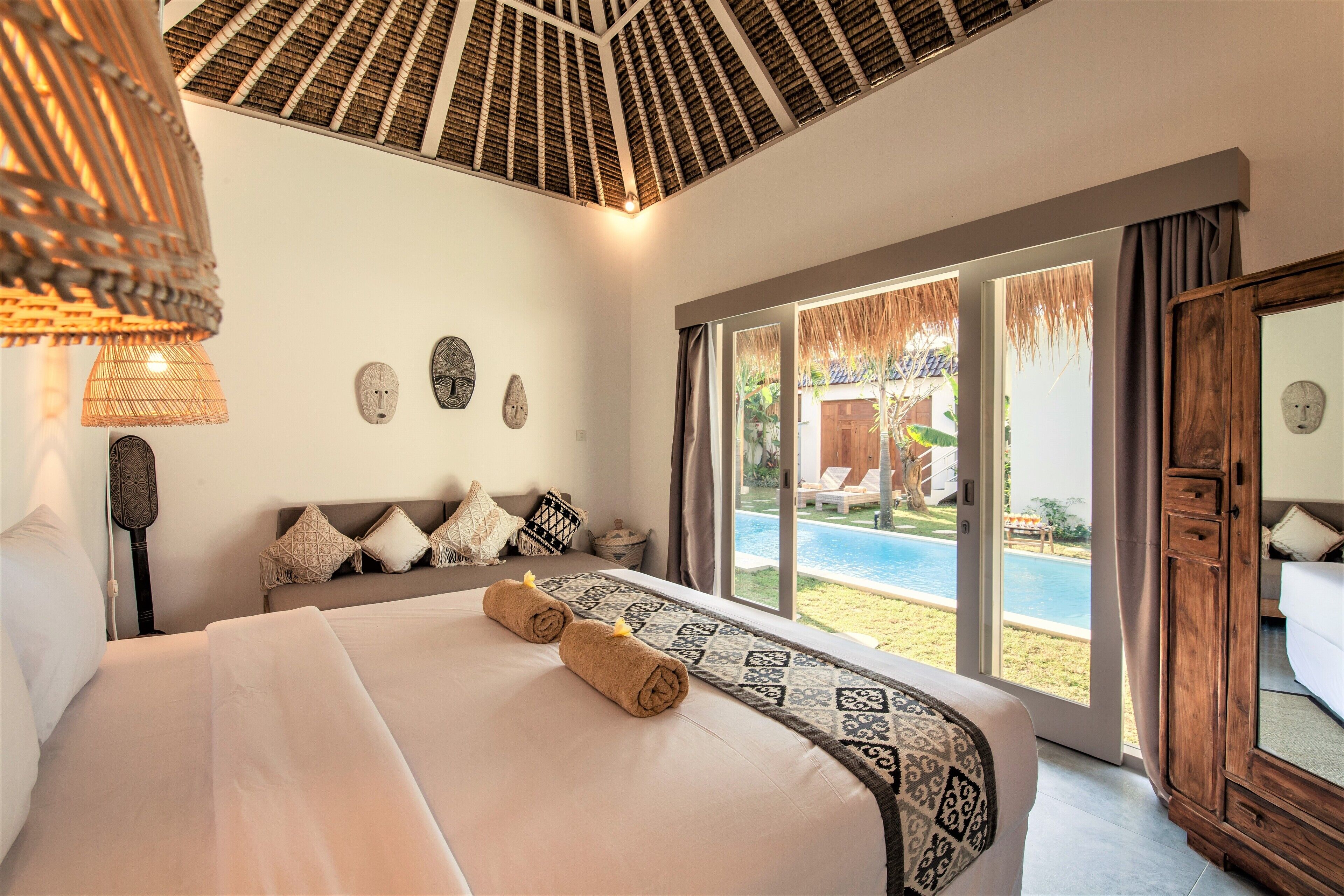 5 quartos, Wi-Fi de cortesia, roupa de cama