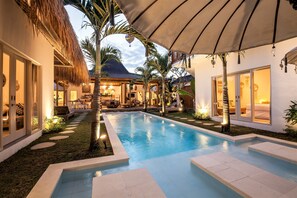 Outdoor pool, sun loungers