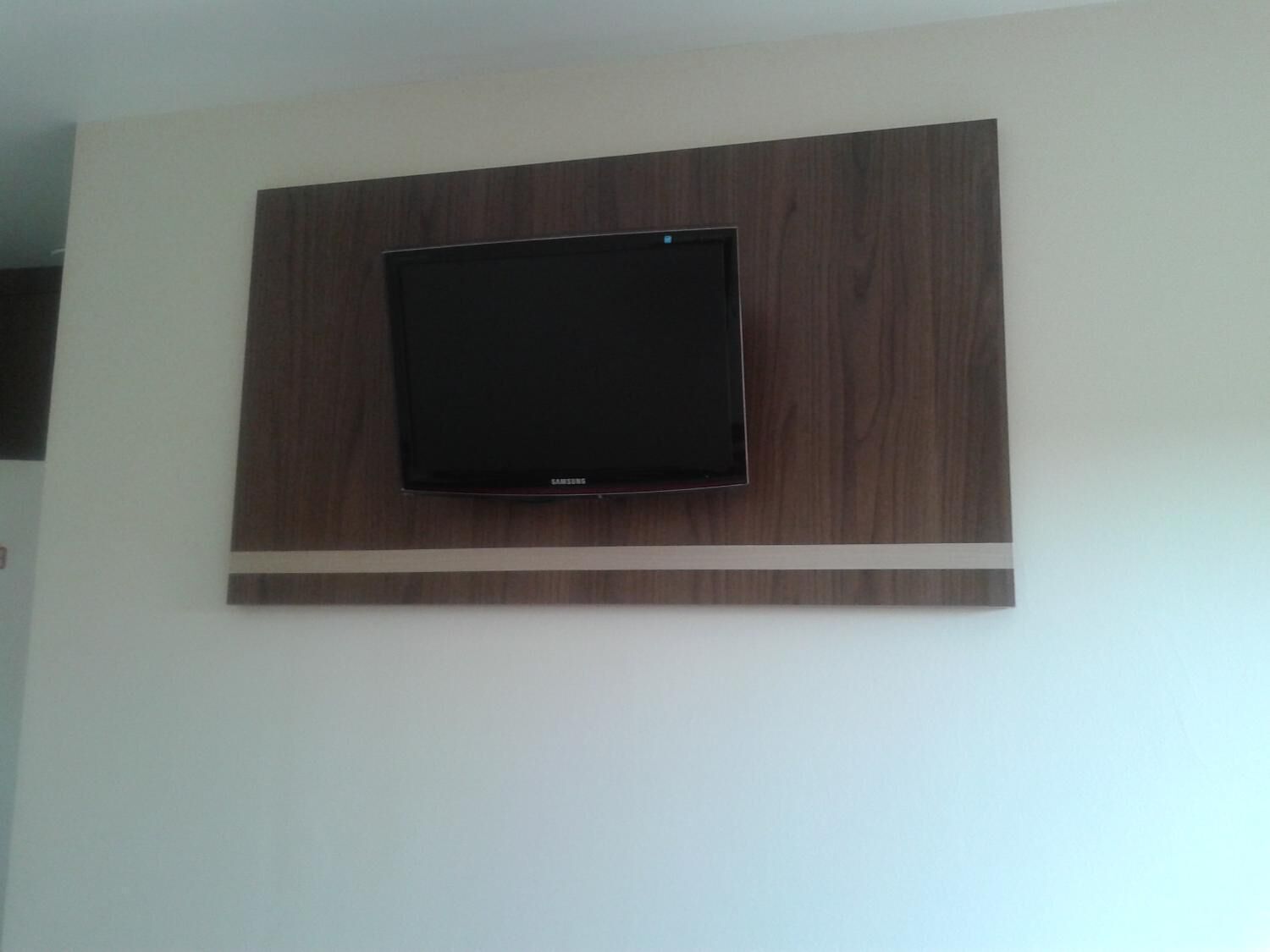 minibar, desk, free wifi, bed sheets