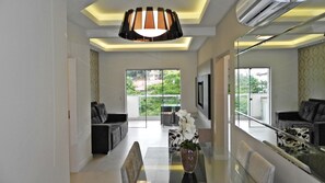 Apartamento (1042) | Opções para refeição no quarto