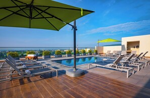 Outdoor pool - Galeria Plaza Irapuato (Irapuato)