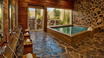 Sauna, steam room, body treatments, hydrotherapy, aromatherapy