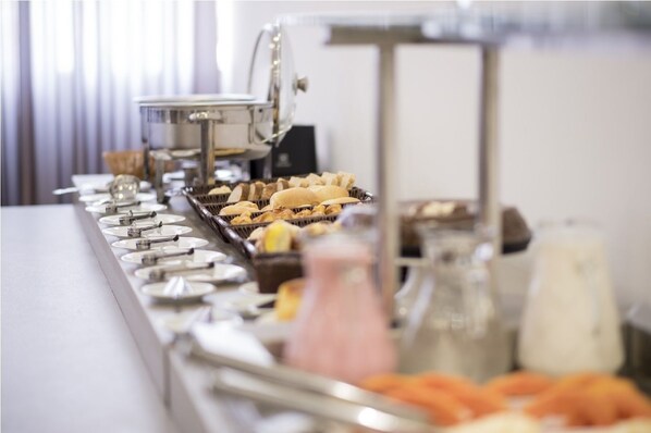 Breakfast meal - H2 Hotel (Congonhas)