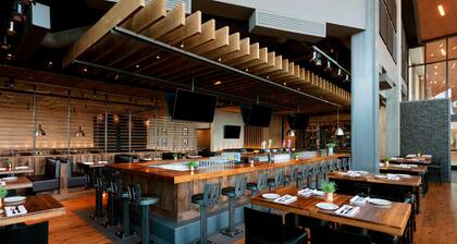 Sheraton Saint-Hyacinthe Hotel