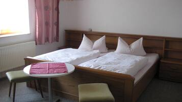 2 chambres, lit parapluie, Wi-Fi, draps fournis