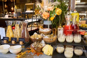 Daily buffet breakfast (RUB 900 per person) - Radisson Hotel & Congress Center Saransk (Saransk)