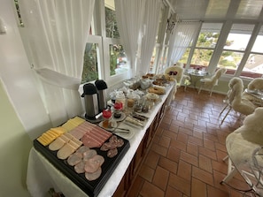 Buffet - Pousada Chateau Colinas (Campos do Jordão)