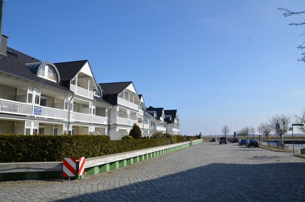 Imagen sin descripción, 1 de 12, botón