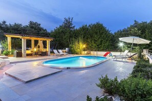 A heated pool - Holiday home with pool and garden (Vodnjan)