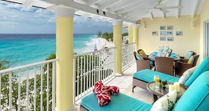 On Dover Beach, close to golf, surfing and much more. Discounts available