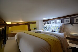 1 bedroom, internet, bed sheets - D4DG Watergate (Paris)