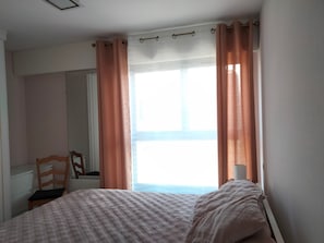 2 Schlafzimmer