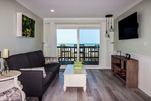 TV, DVD player - Sea Master 105 - Two Bedroom, Two Bath Oceanview Condo (Murrells Inlet)