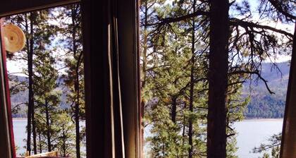 LAKEFRONT CABIN 1Bdrm/Deertrail2shore/Rowboat/SUP/FishinPole/Pet/30mins 2Durango