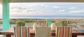 OUR BEACH SHACK- Ultimate beachfront location