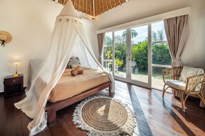 3 chambres, coffres-forts dans les chambres