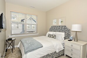 4 Schlafzimmer, Bügeleisen/Bügelbrett, kostenloses WLAN