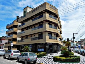 Mặt tiền nơi lưu trú