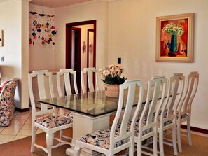 Apartment, Sea View (1038) | In-room dining - Apto 3 dorm com Vista para o Mar (Bombinhas)