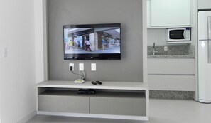 Apartment (1069) | Living room - Apto Cerca del Mar 2 Suítes (Bombinhas)