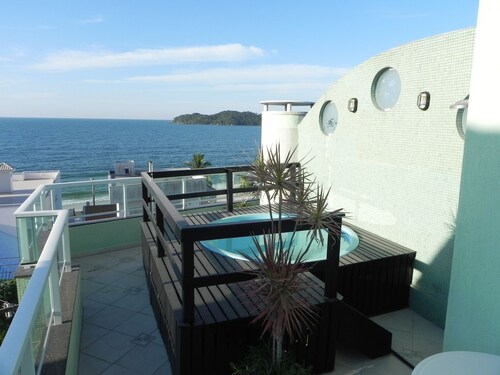 Residencial Águas Azuis 3 Suites