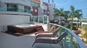 Lägenhet - bubbelpool (1035) | Balkong