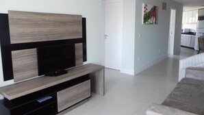 Apartemen (1032) | Ruang keluarga