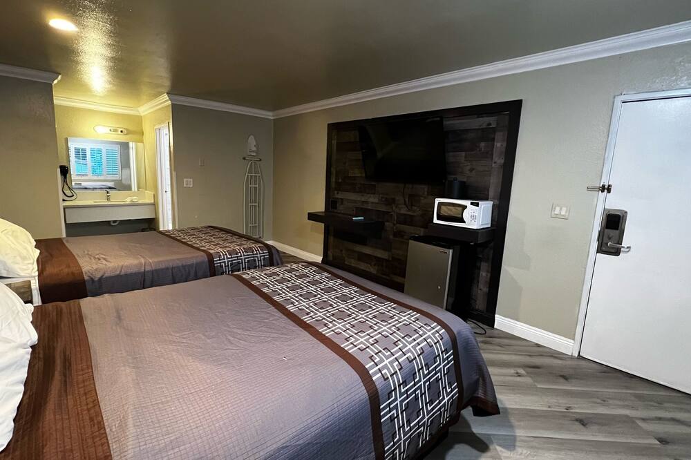 New American Inn and Suites