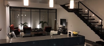 SMART TOWN HOUSE MONTEBELLO