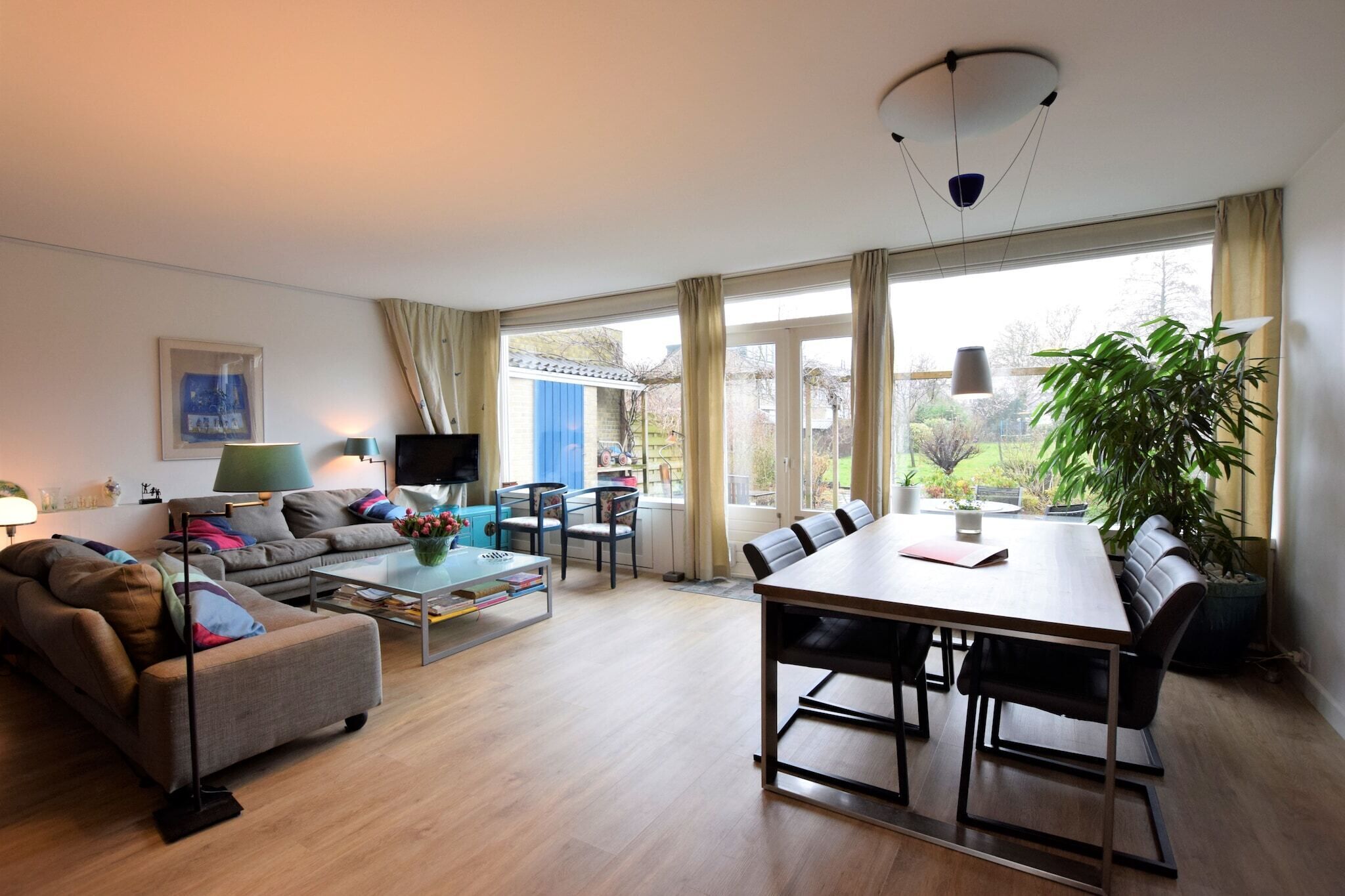 Terrace Apartment With Lush Garden - The Hague