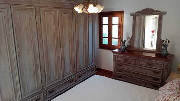 2 Schlafzimmer, Bügeleisen/Bügelbrett, kostenloses WLAN, Bettwäsche