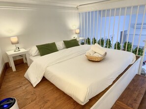2 Schlafzimmer, schallisolierte Zimmer, Bügeleisen/Bügelbrett