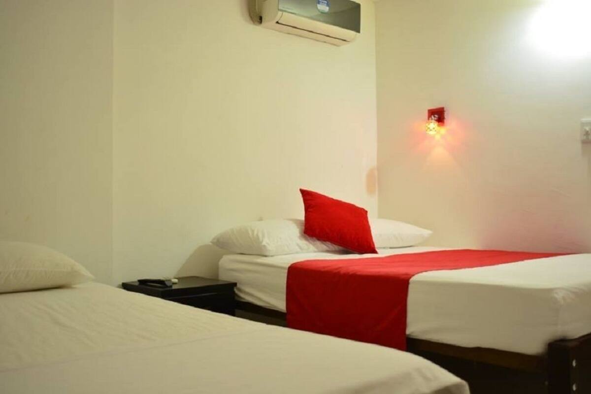 Minibar, free WiFi