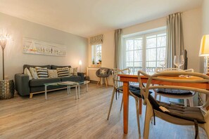 TV, video games - Apartment "Flounder" (ID 344) - Friesenresidence (Sankt Peter-Ording)