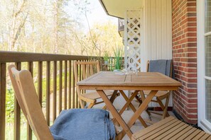 Outdoor dining - Apartment "Flounder" (ID 344) - Friesenresidence (Sankt Peter-Ording)