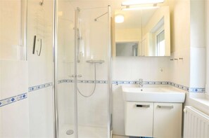 Douche, séchoir à cheveux