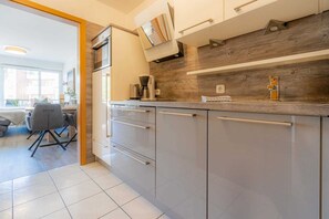 Fridge, oven, dishwasher