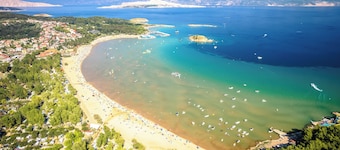 Holiday apartment with balcony and air conditioning