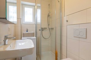 Een douche, een haardroger