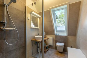 Shower - Apartment 10 "Lütte Stuuv" (ID 038) - Haus Am Wäldchen 14 (Sankt Peter-Ording)