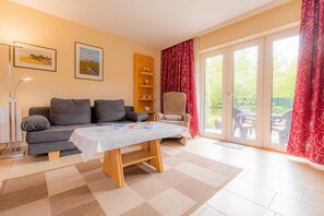 صورة غير مصنفة، 3 من 18، زرّ