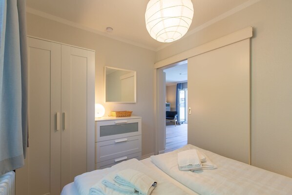 2 bedrooms, WiFi, bed sheets