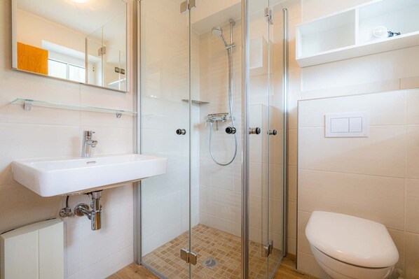 Unclassified image, 1 of 17, button